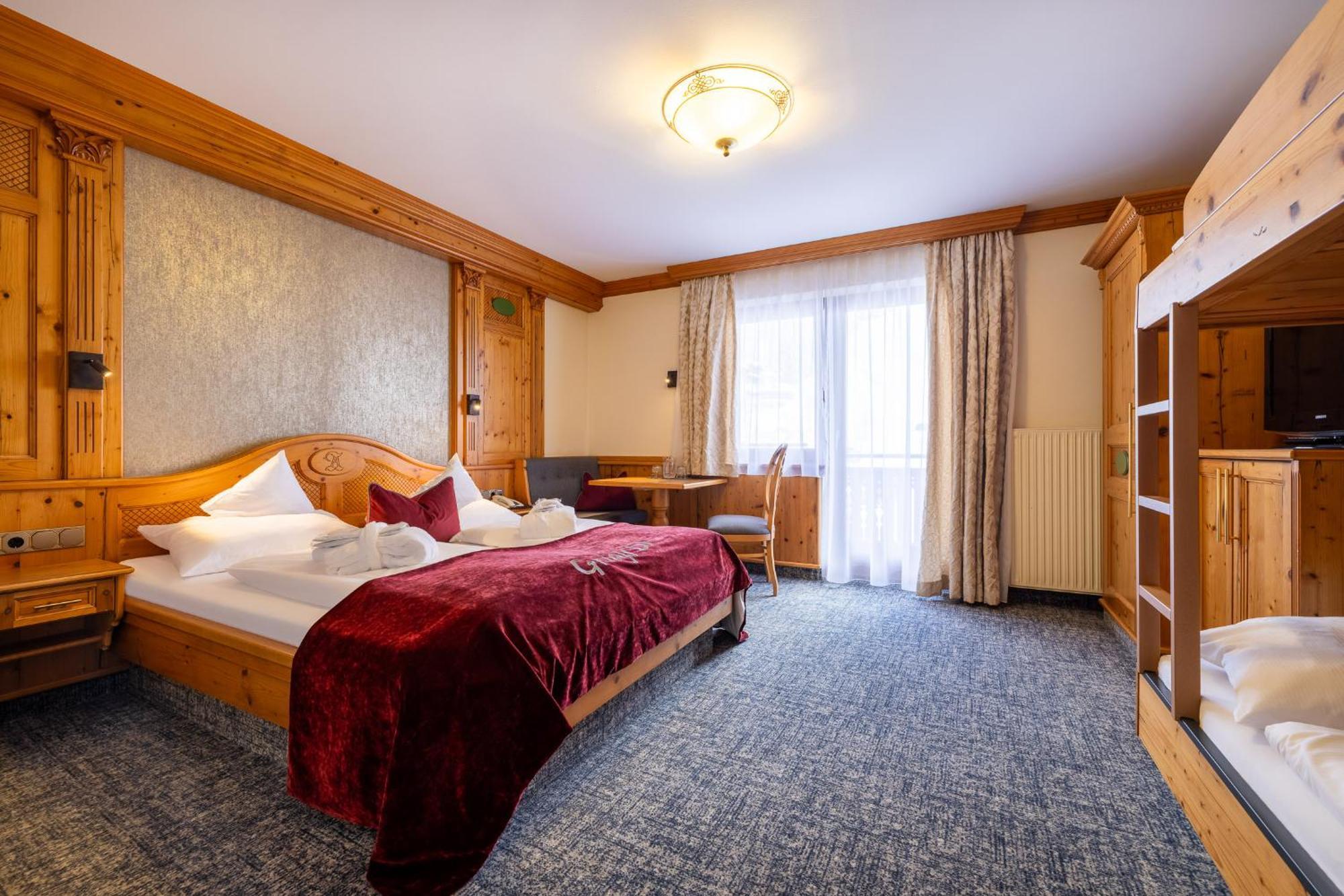 Hotel Alpenrose Zauchensee Exterior photo