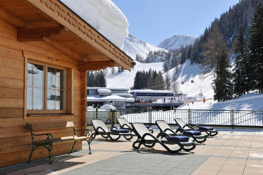 Hotel Alpenrose Zauchensee Exterior photo