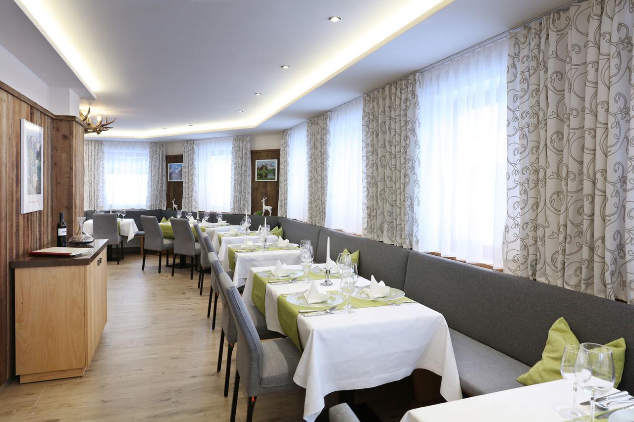 Hotel Alpenrose Zauchensee Exterior photo